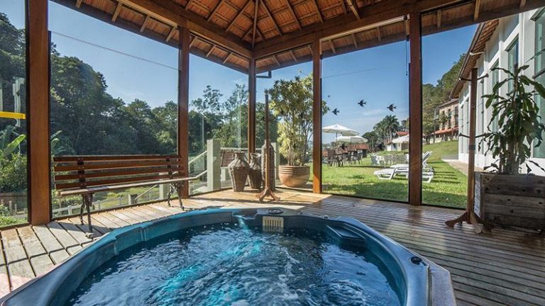 Hotel com pensão completa no interior de São Paulo